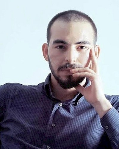 Alihan B&uuml;ker