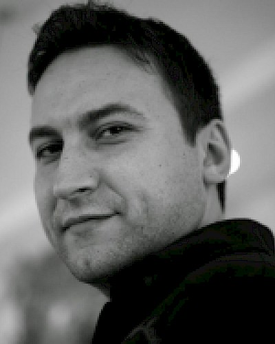 Olcay G&uuml;ler